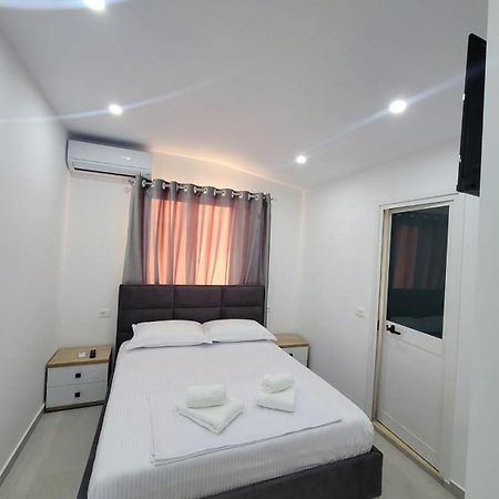 Caca Hotel Ринас Экстерьер фото